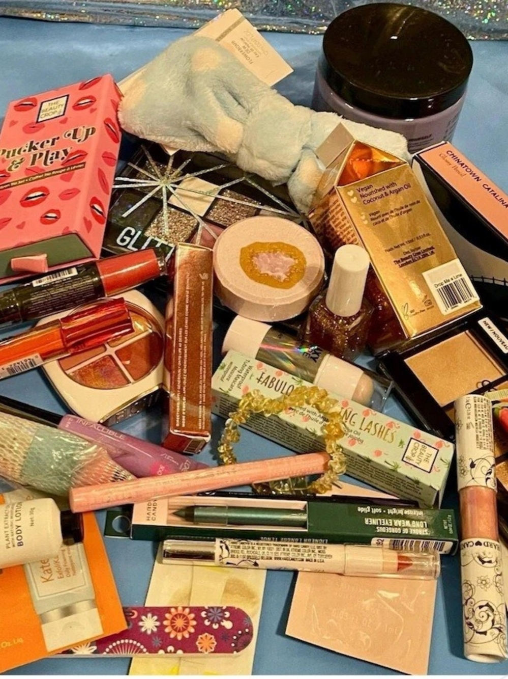 Makeup Set — Pink and Gold Tones